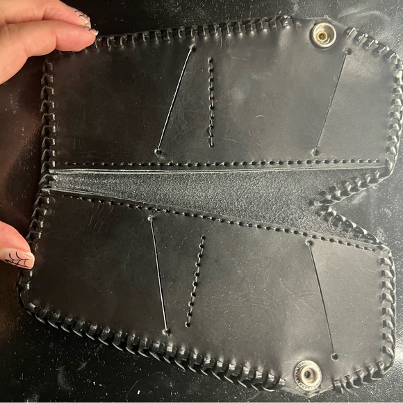 Leather coffin wallet with Cupee devil and black cats - Picture 5 of 5